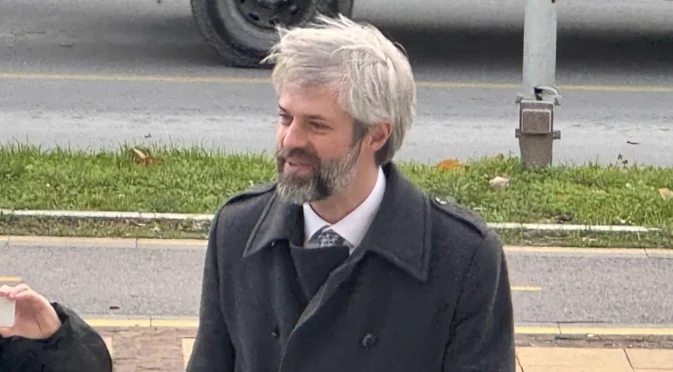 Смисълът е, че ние се събудихме