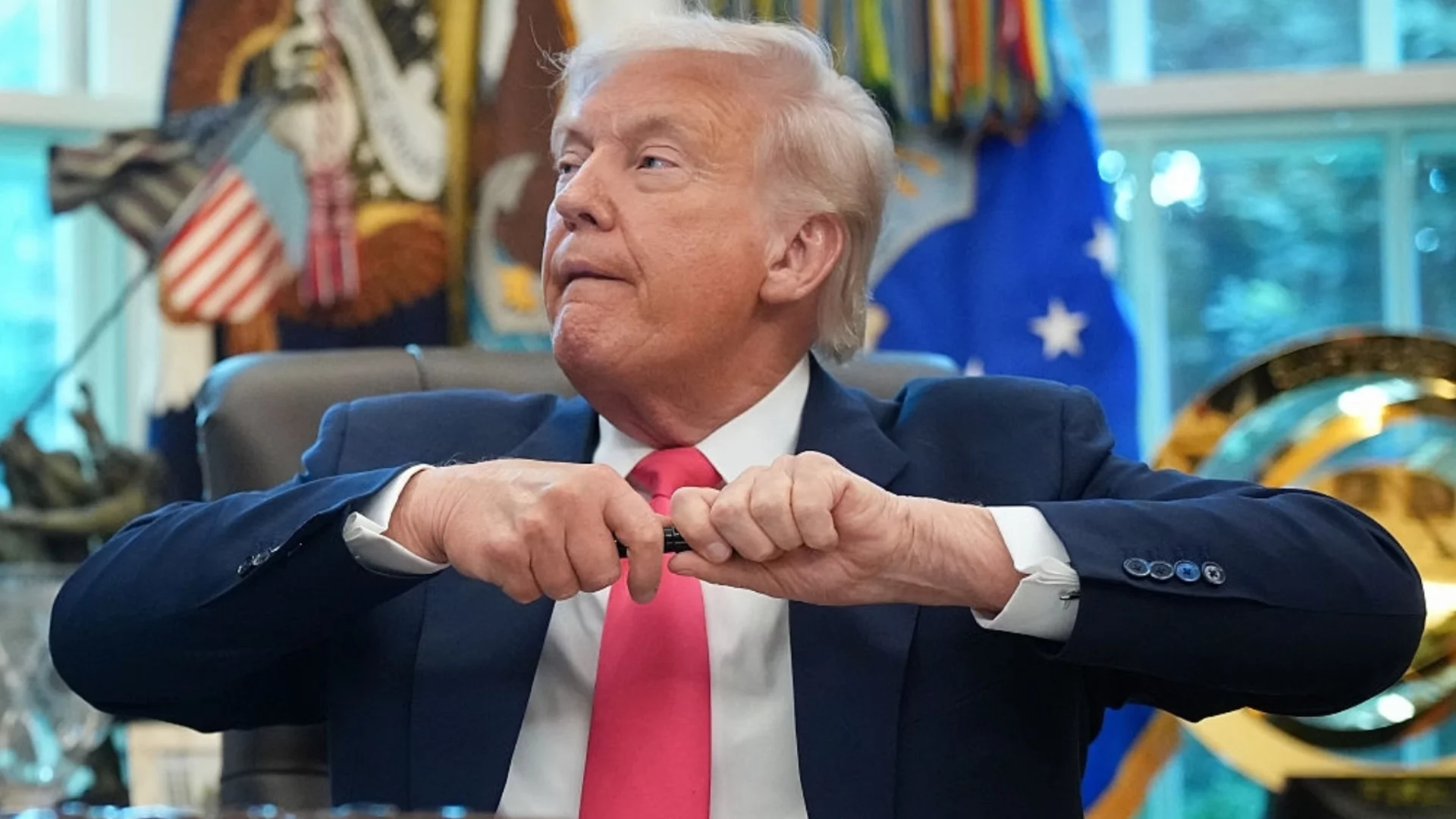 Тръмп пак даде рамо на Путин в преговорите за мир с Украйна (АУДИО)