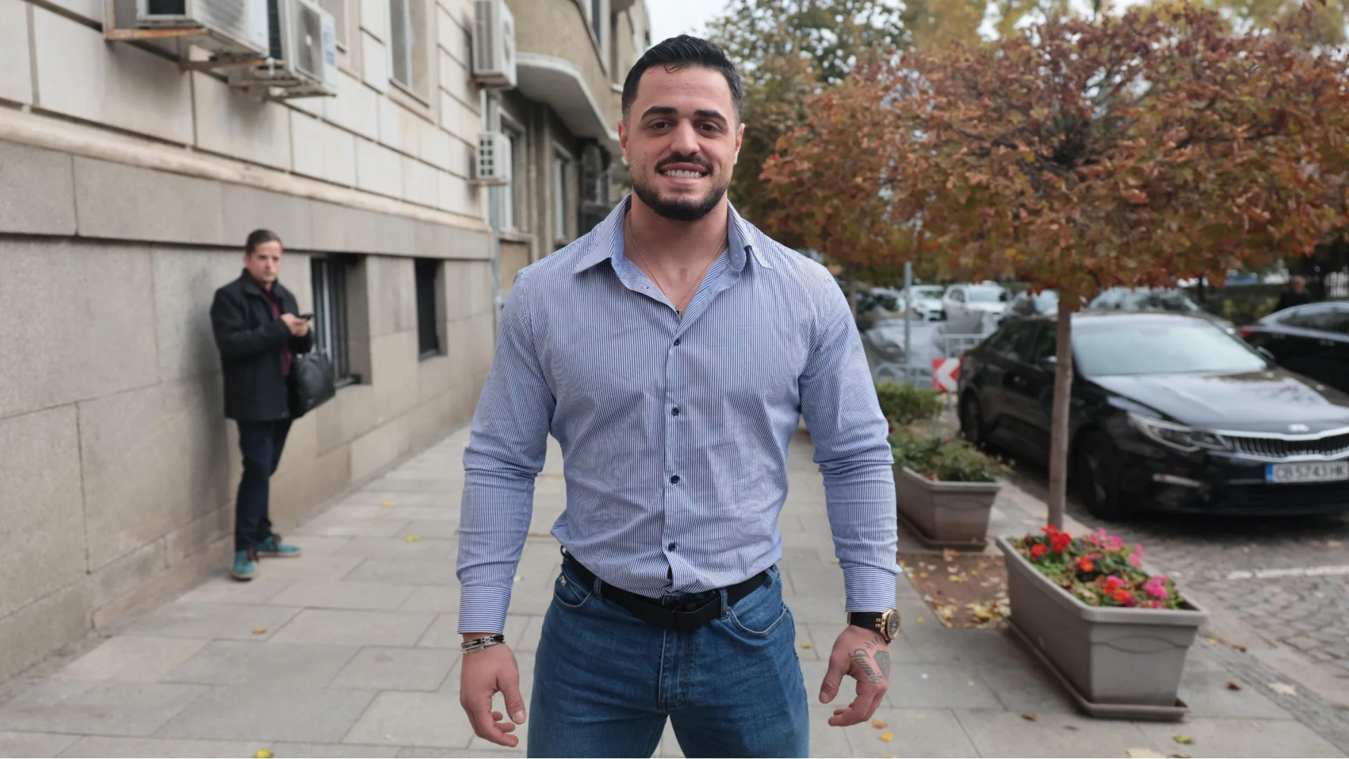 Карлос Насар официално отказа многомилионните оферти и подписа договор с БФВТ