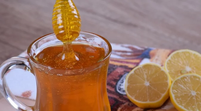 Експерт: Истинският мед НЕ изглежда така