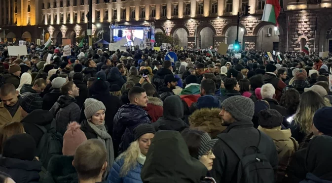  "Младежта се събуди": Възхищението на вече зрял човек от протеста срещу бюджет'26 и властта (ВИДЕО)