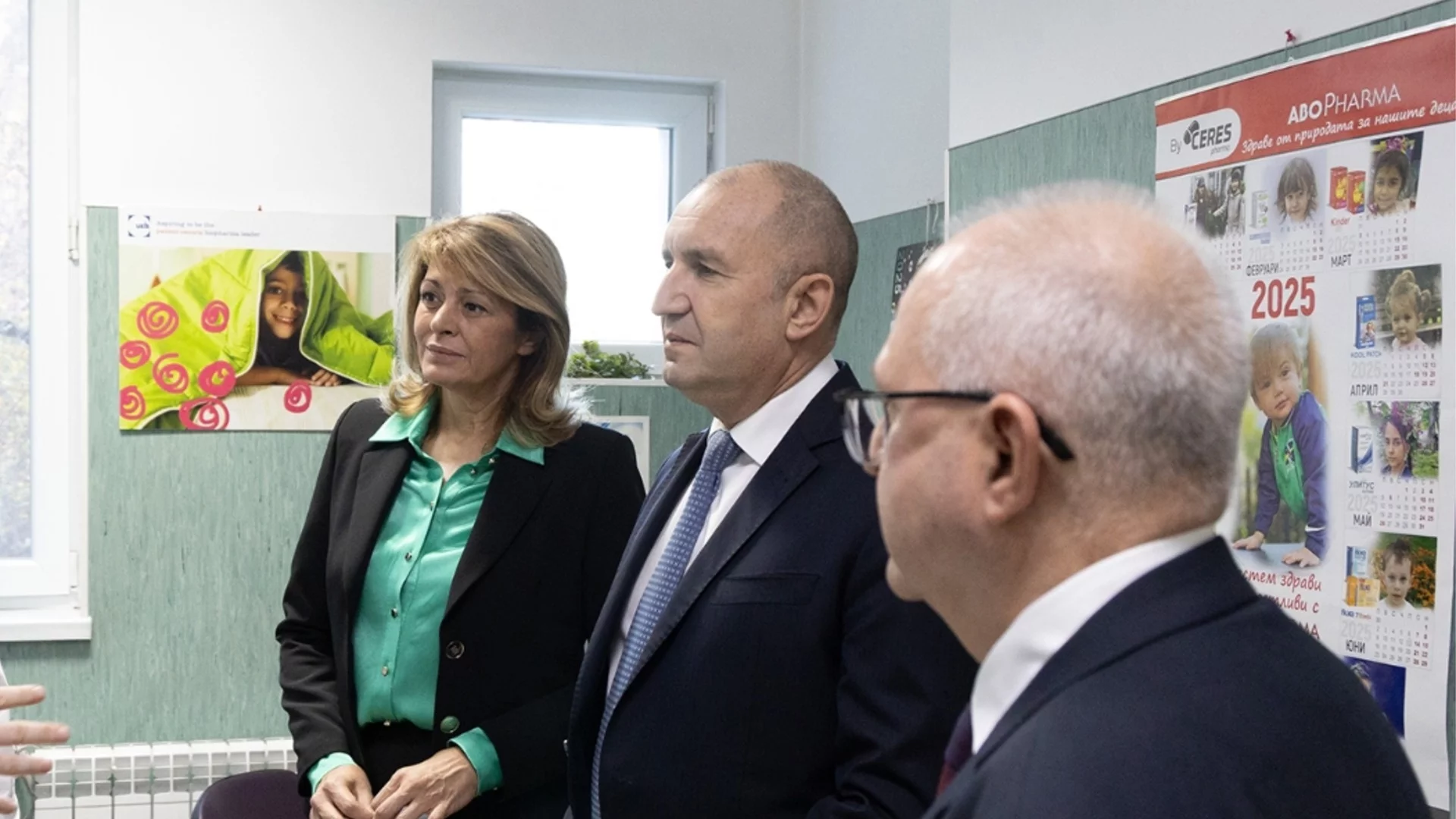 Радев с критика за здравния бюджет: Надхвърля 10 млрд. лв., а децата разчитат на благотворителност