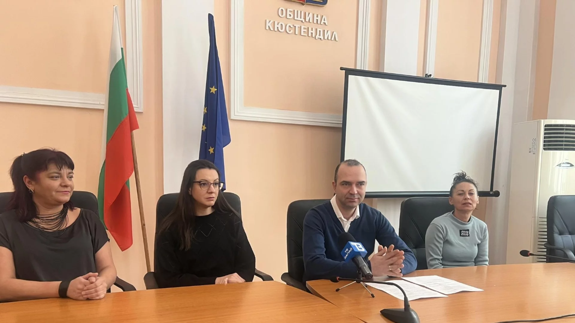 Кметът на Кюстендил представи първия випуск медицински сестри