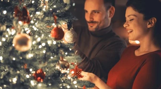 Кога е най-добре да украсите коледната елха според народните и църковните традиции?