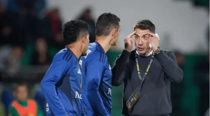 Левски отрязал 9-кратен шампион на Алжир за водещ халф на Хулио Веласкес