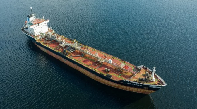 Трети танкер, свързан с Русия, попадна под атака в Черно море за няколко дни (СНИМКИ)