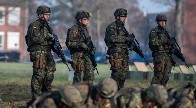 САЩ са скъсали канал за комуникация с германските генерали, координиращи помощта за Украйна