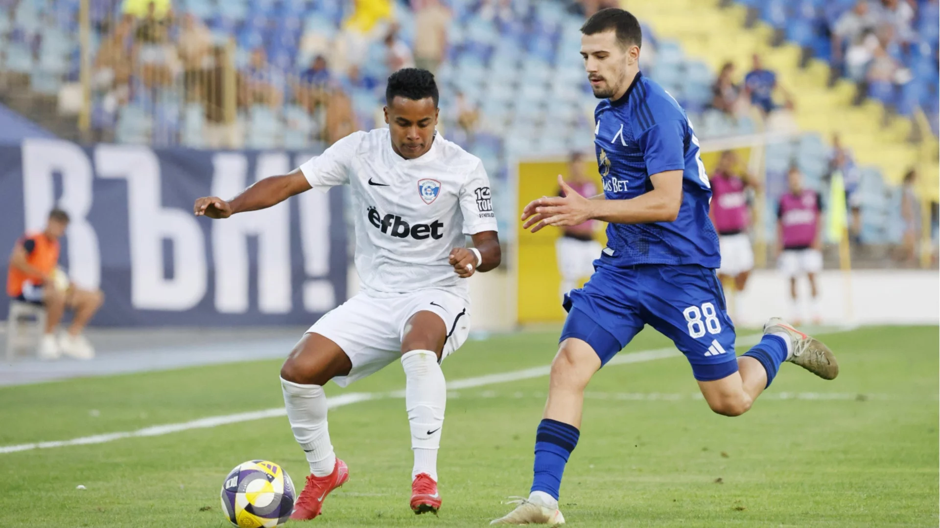 Левски се прицели в бразилско крило на тим от Първа лига