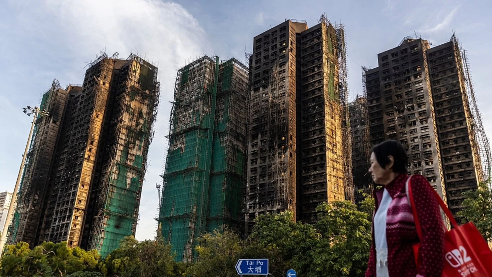 "След трагедията, при която загинаха стотици": Хонконг започва независимо разследване