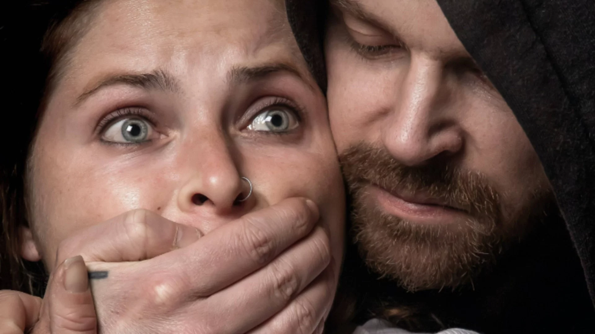 “Искаш ли да те намушкам с нож“: Нарушил ограничителна заповед е с обвинение