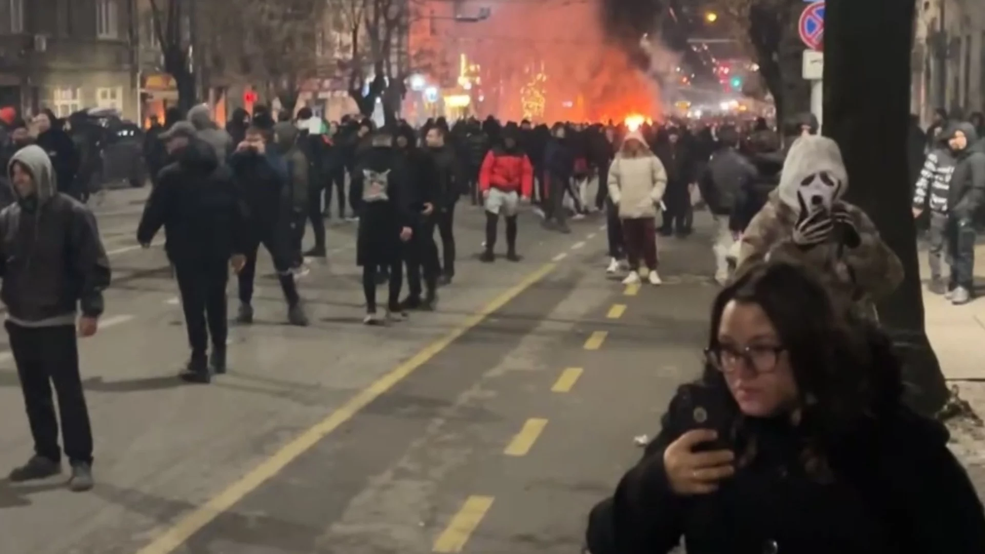 Ненавистта се засилва, желанието за саморазправа с политиците нараства