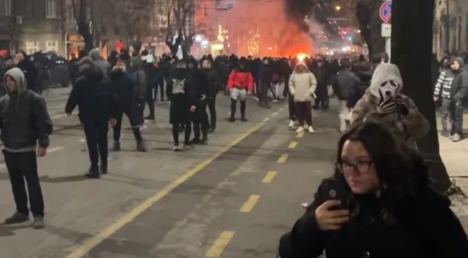 Ненавистта се засилва, желанието за саморазправа с политиците нараства