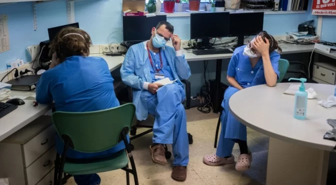 Здравните организации в спор помежду си за парите за младите лекари