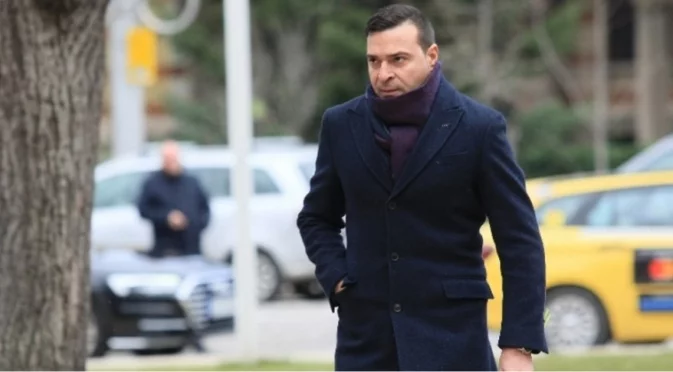 Слави Ангелов: Новото в тези протести са младите хора, които напуснаха своя комфортен онлайн балон