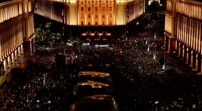 Локал или заложник е синът на Бобокови: Семейството с коментар за ареста и за партия на Радев