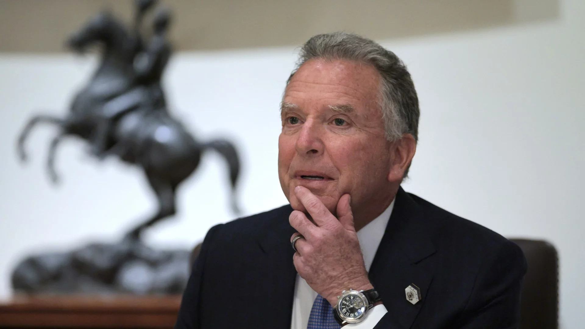 Кой Уиткоф сте днес? Очебиен контраст в срещите му с Путин и с украинските преговарящи (ВИДЕО)