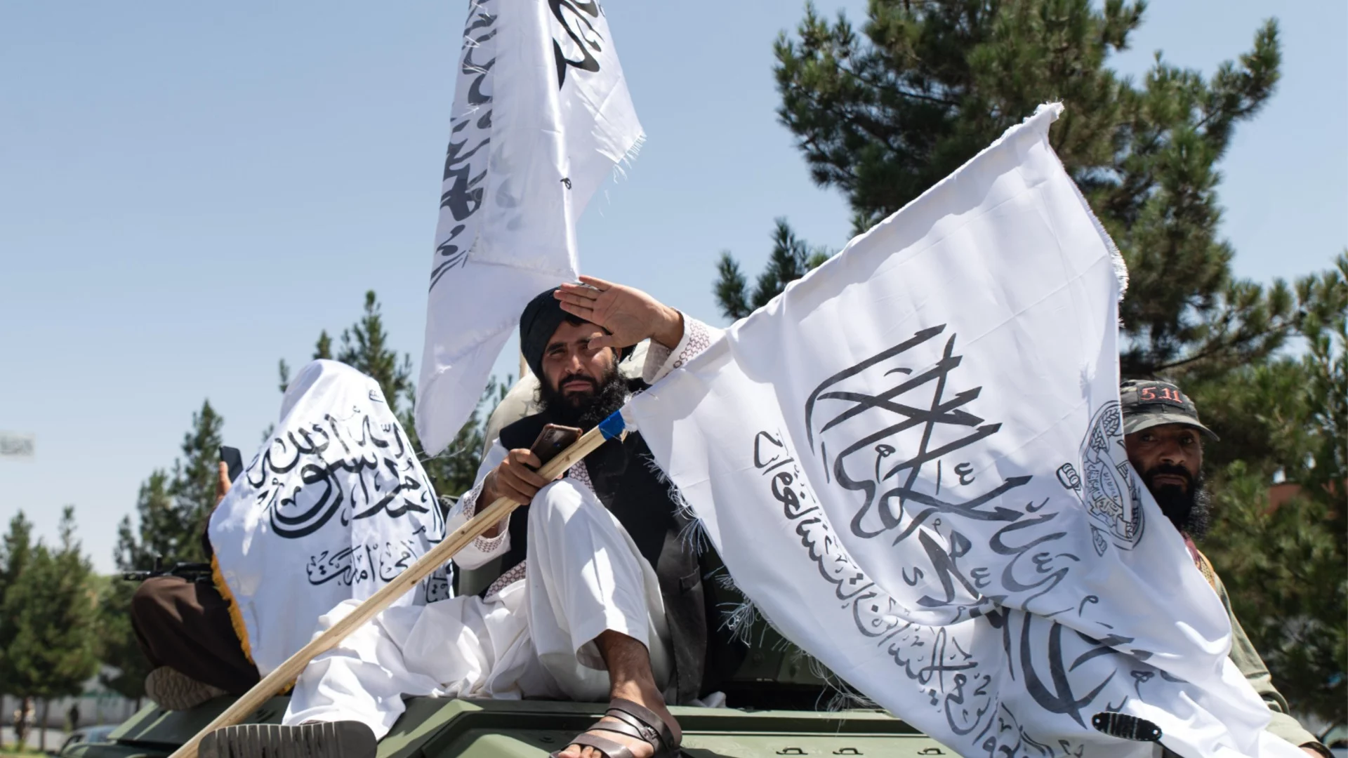 Талибаните: Стрелбата срещу членове на Националната гвардия на САЩ не ни засяга