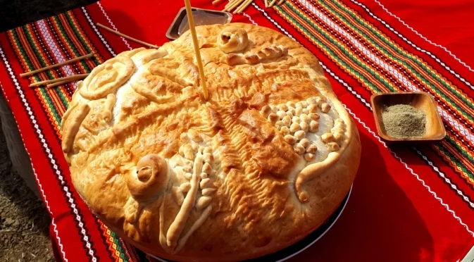 Най-вкусната постна, но пухкава питка за Никулден