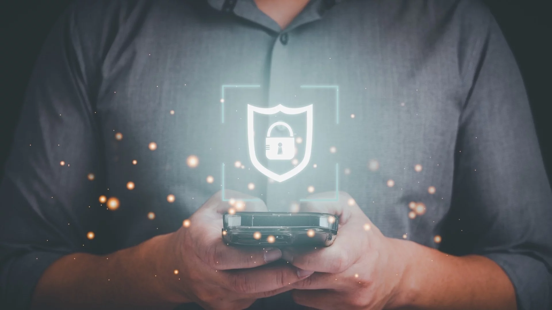 Българинът и киберпространството: защо киберсигурността е обща кауза на потребители и телекоми