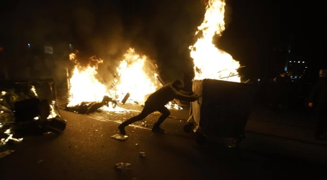 На министъра на вътрешните работи потекоха лигите, когато арестува сина ми