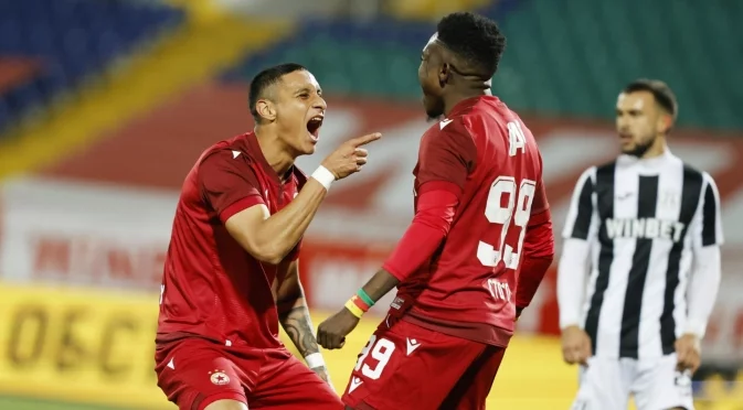 Годой отново герой за ЦСКА! "Армейците" биха и Локо Пловдив и вече са трети в класирането