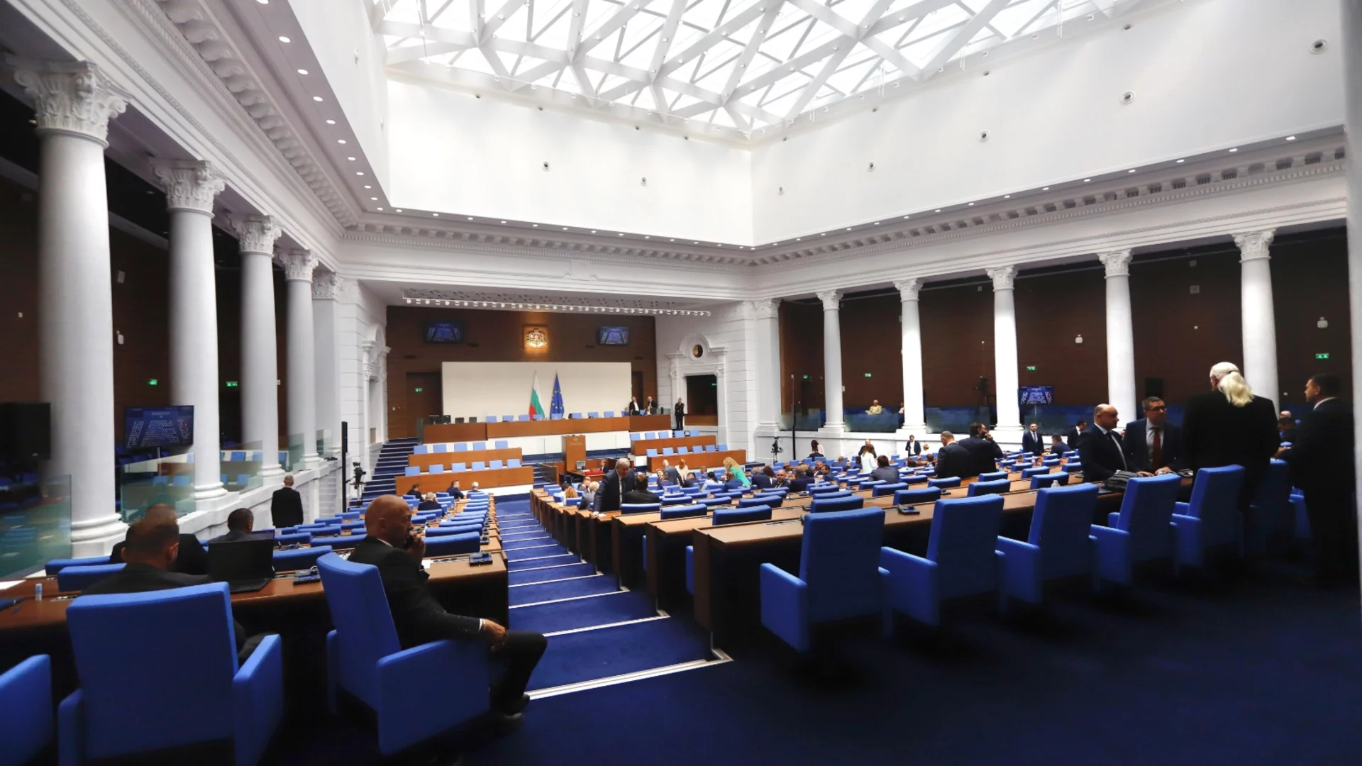 Най-важните новини за деня: 3 декември 2025 г.