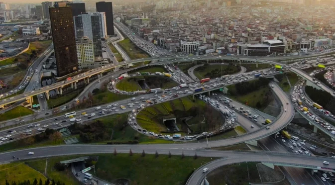 В петък: Парите ще се лепят по Лъв, Везни + още 2 зодии като петъчен трафик по булевардите!