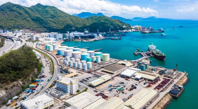 Спираме да превозваме руски товари: След 4 взрива в техен кораб, турска компания размисли