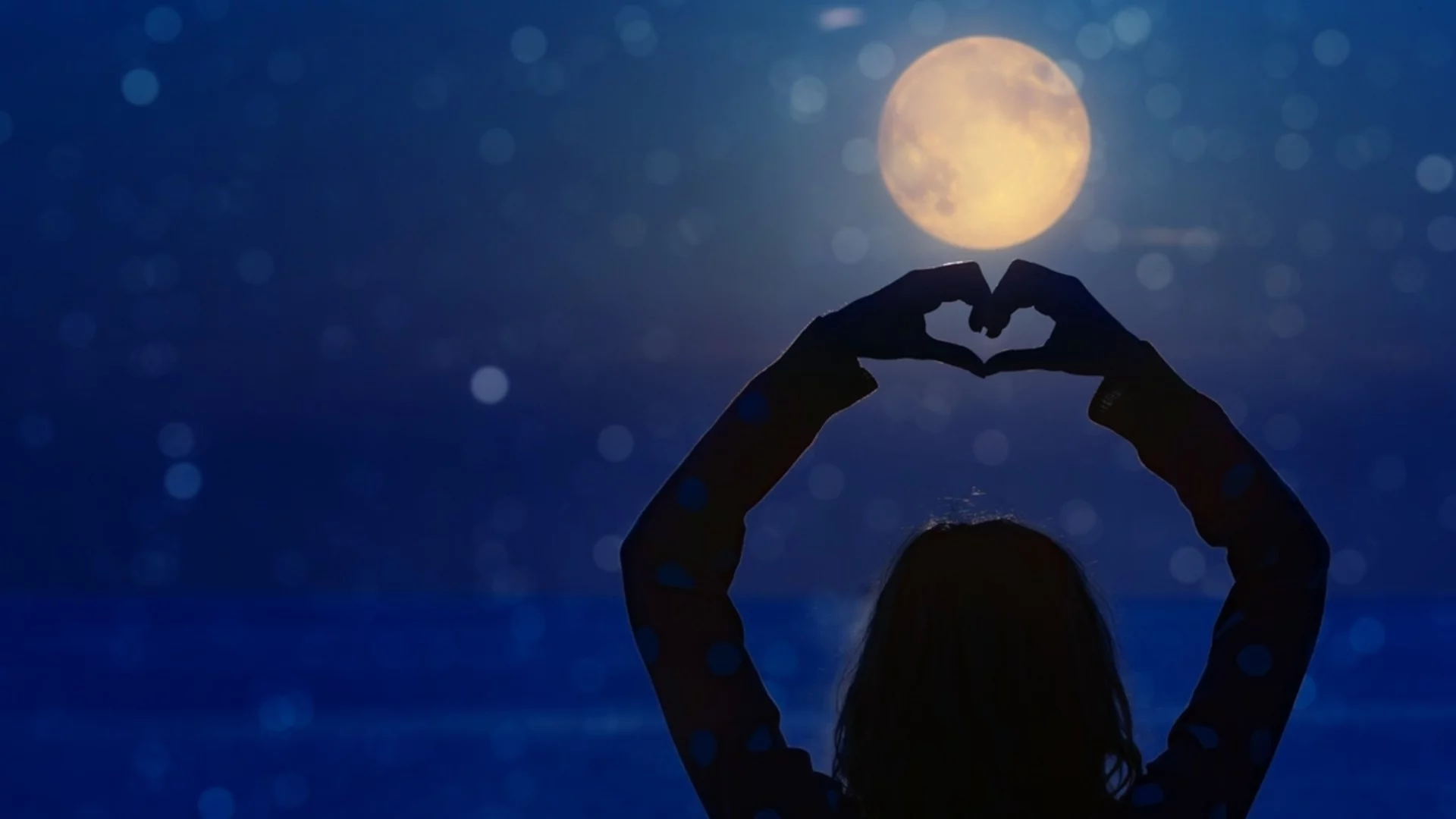 Хороскоп за утре, 5 декември: Пълнолунието ще освети пътя на щастието пред Овните, а на Раците ще разреши наболял проблем