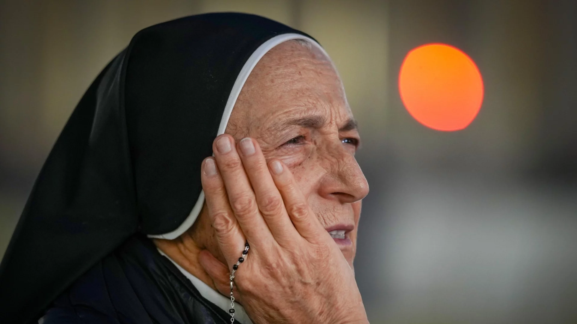 Монахини бунтарки се превърнаха в сензация в социалните мрежи (СНИМКИ+ВИДЕО)