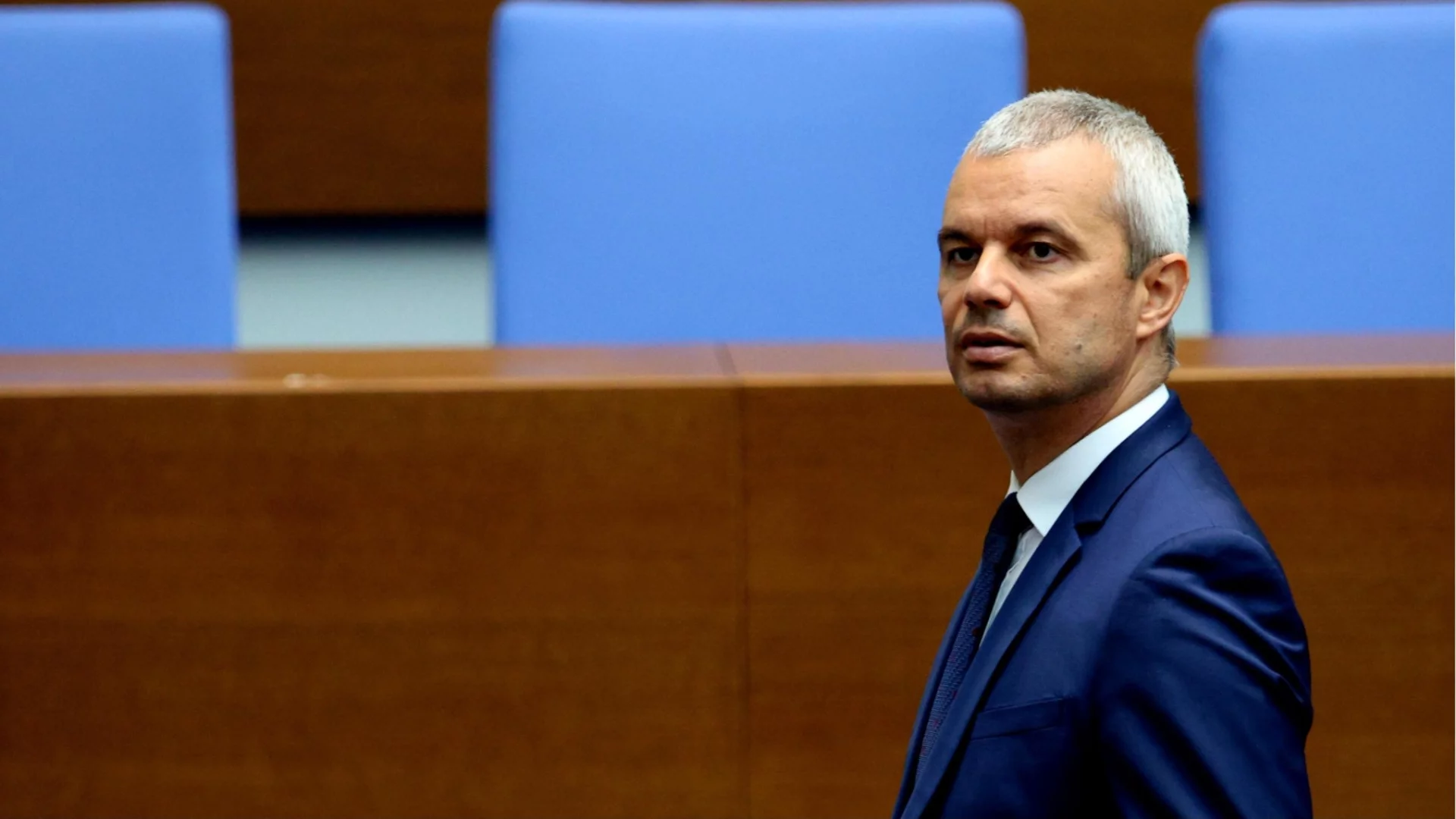 По настояване на "Възраждане": Парламентът пак ще разгледа референдума за лева