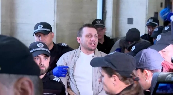 Заради животозастрашаващо заболяване: Отложиха мярката за неотклонение на Хасърджиев, Росен Белов и Симеон Дряновски