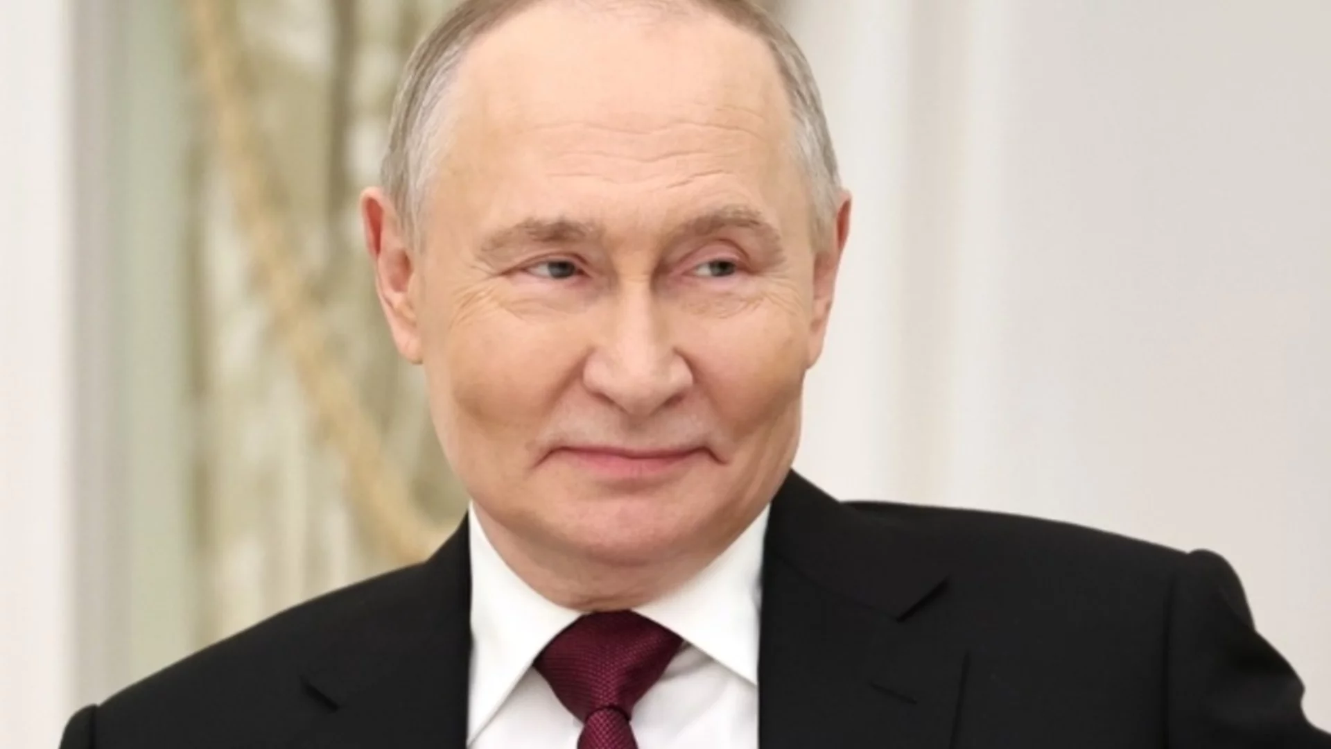 САЩ привикват украинците, но на Путин му отиват на крака и дълго чакат за аудиенция