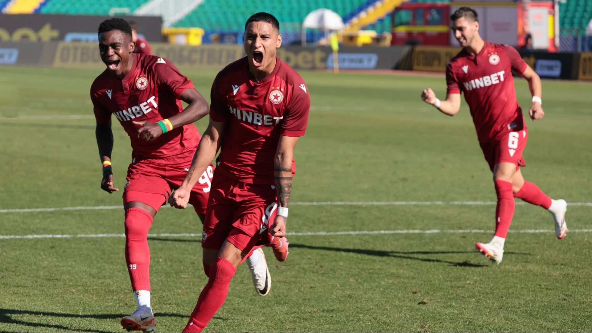 Кошмара: Благодаря на Господ, че съм в ЦСКА, Питас е световна класа!