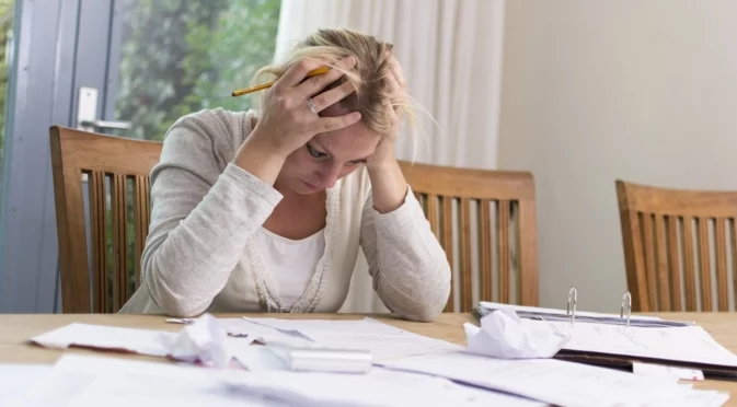 Вместо рахат: Утре Овен, Водолей + още 2 зодии ги чака голям батак