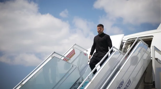 Опит за убийството на Зеленски? Дронове опитали да пресрещнат самолета му при заминаване от Ирландия