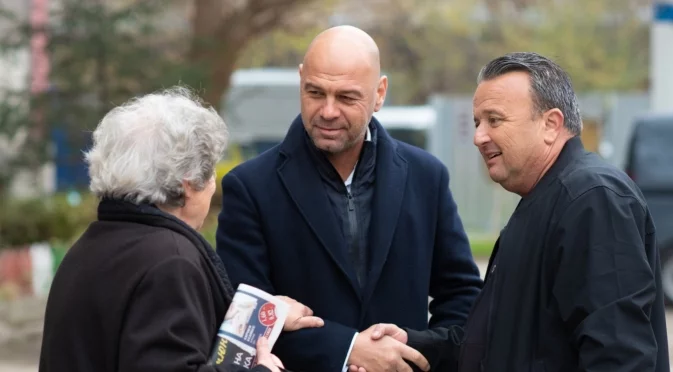 Кметът на Пловдив даде старт на санирането на жилищен блок в район „Тракия“