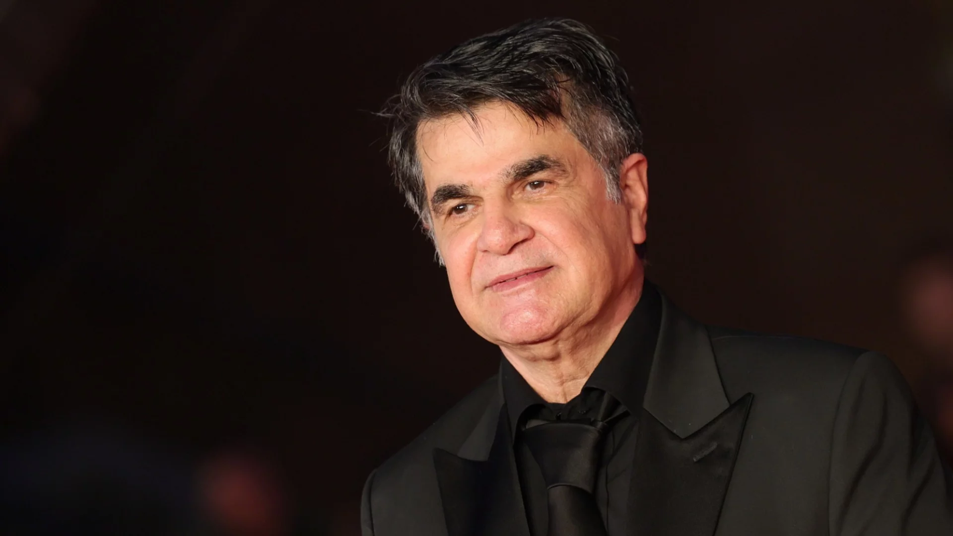 "Имам само един паспорт": Джафар Панахи ще се върне в Иран, въпреки че го грози затвор