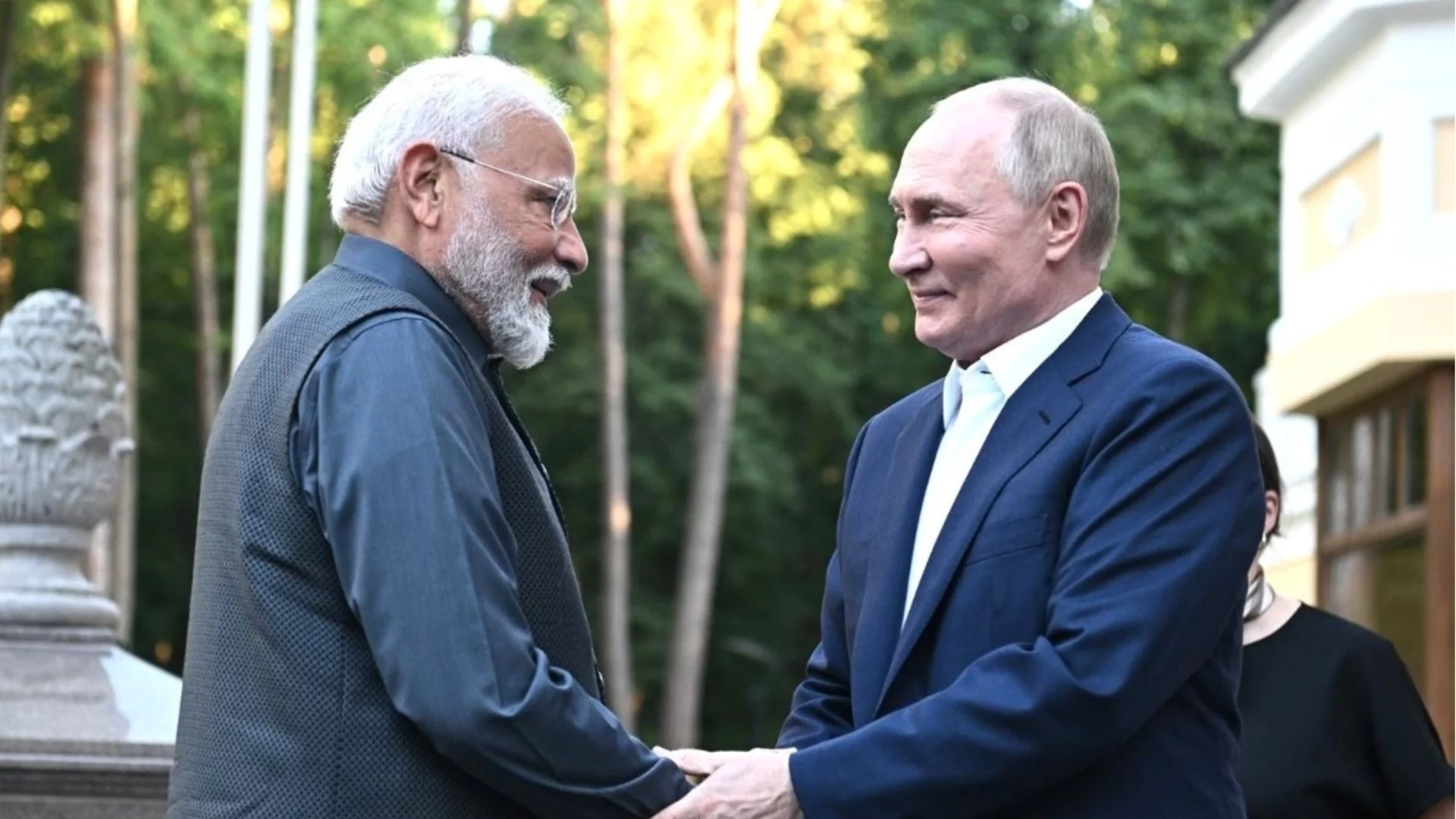 Защо Путин отива при Нарендра Моди в Индия?