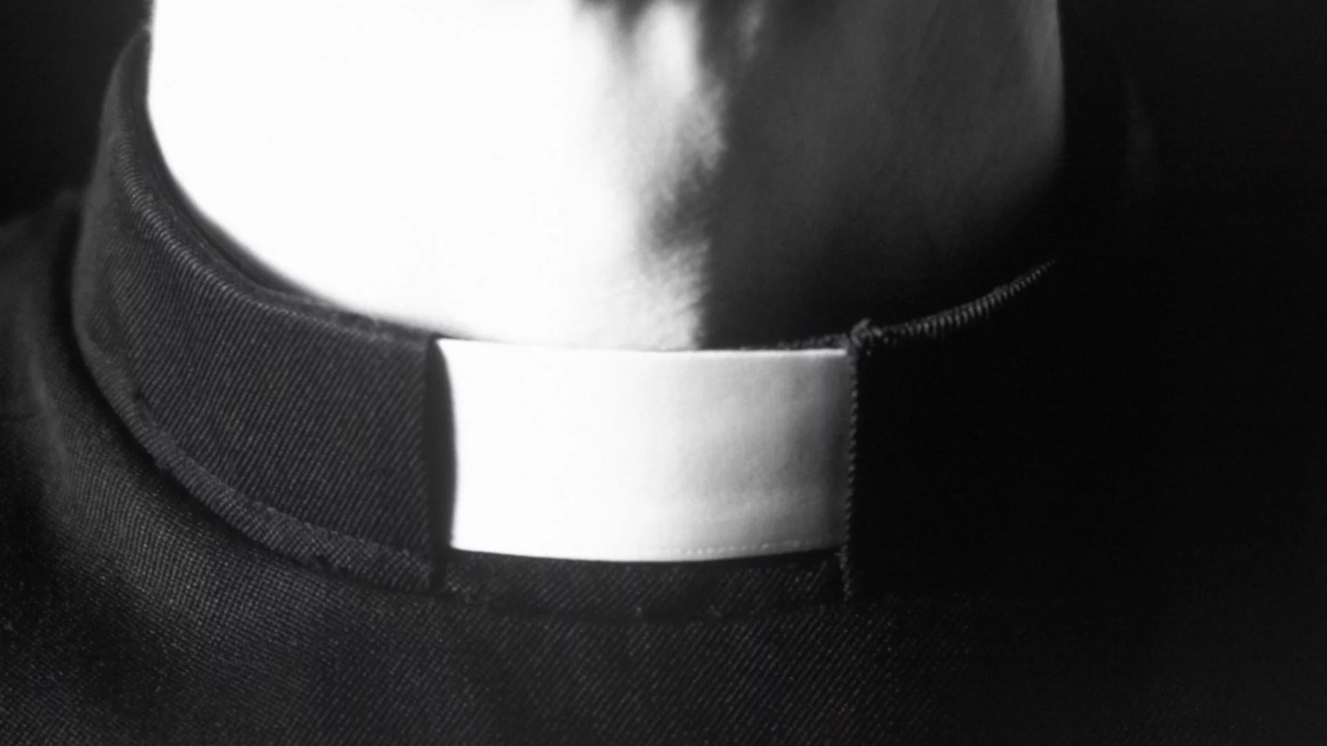 Облажил се за милиони: Обвинение за католически епископ в Гърция