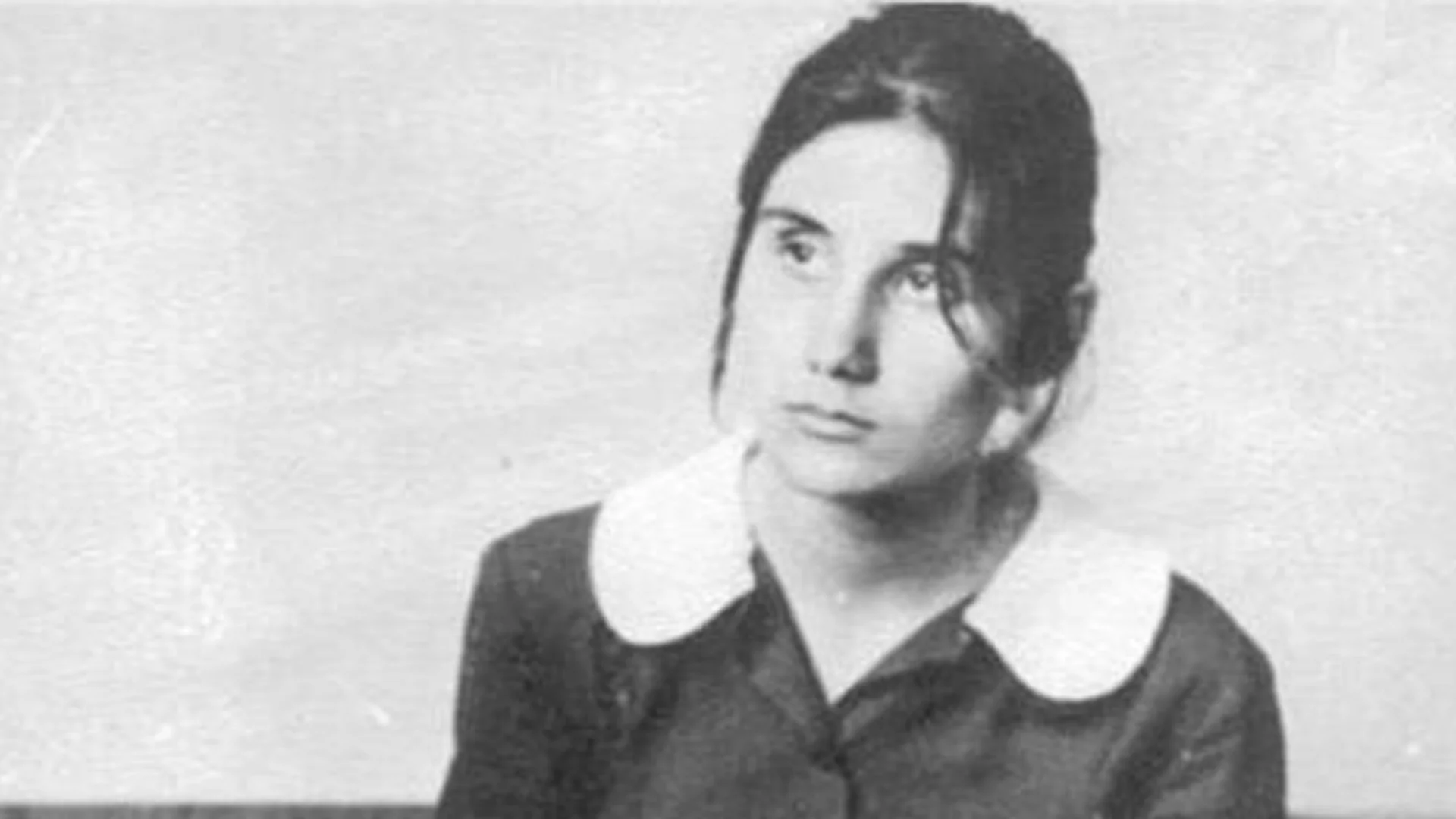 Памет: Преди 46 години Петя Дубарова избира другия свят 