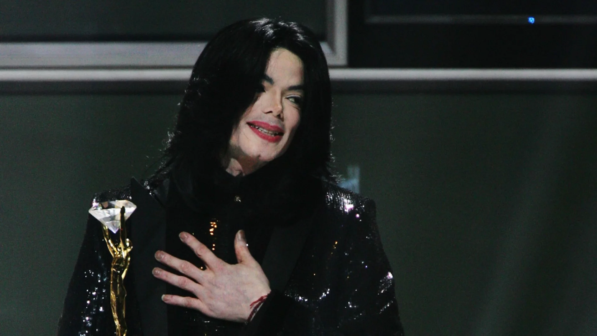 Създават нестандартен музей на Майкъл Джексън