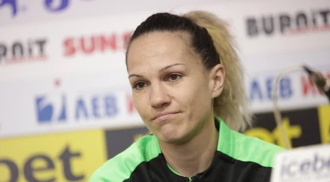 Световната шампионка по бокс Станимира Петрова се завърна в залата само 4 месеца, след като роди