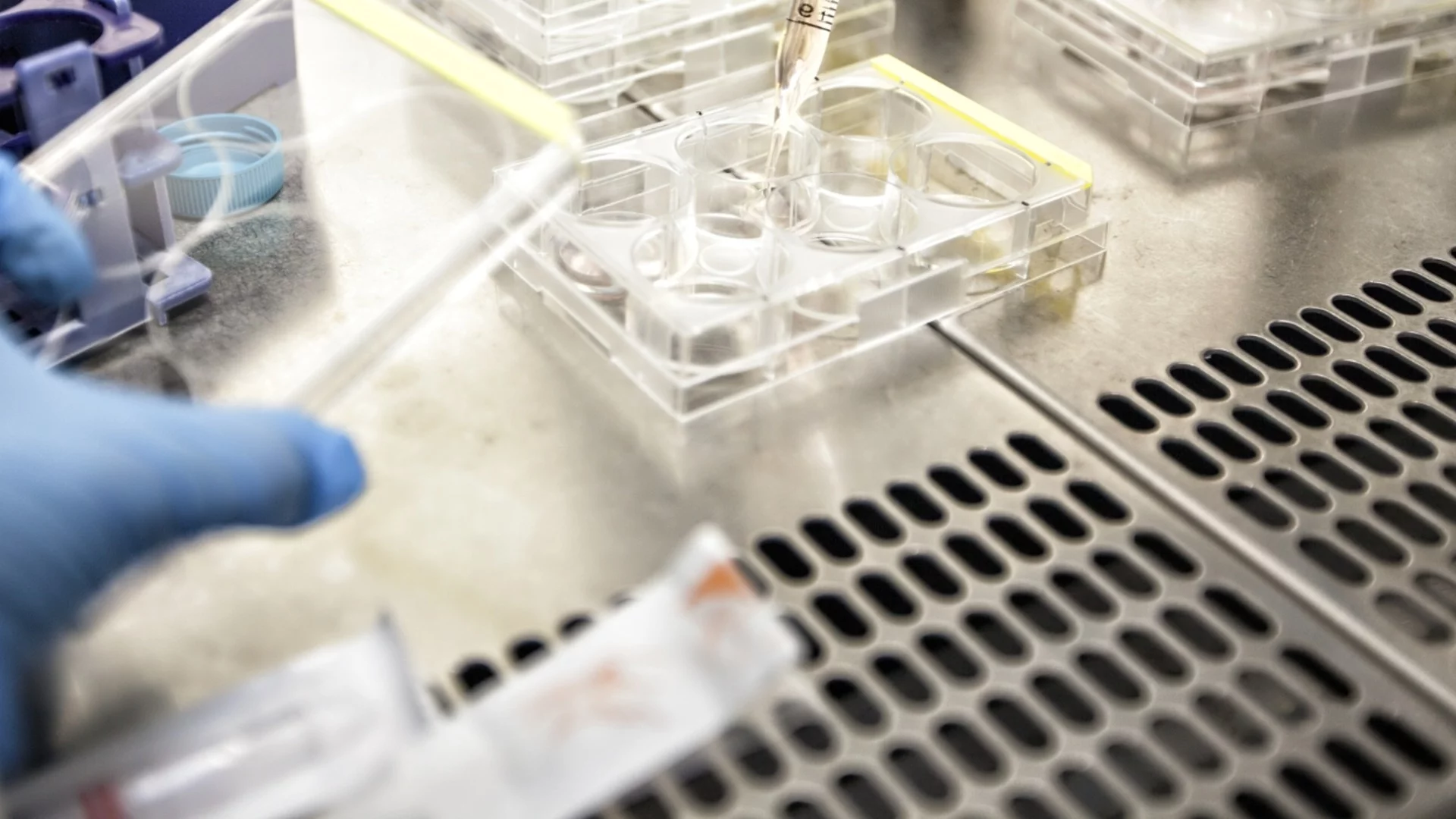 Подробности за инцидента, при който влак уби 16-годишно момче