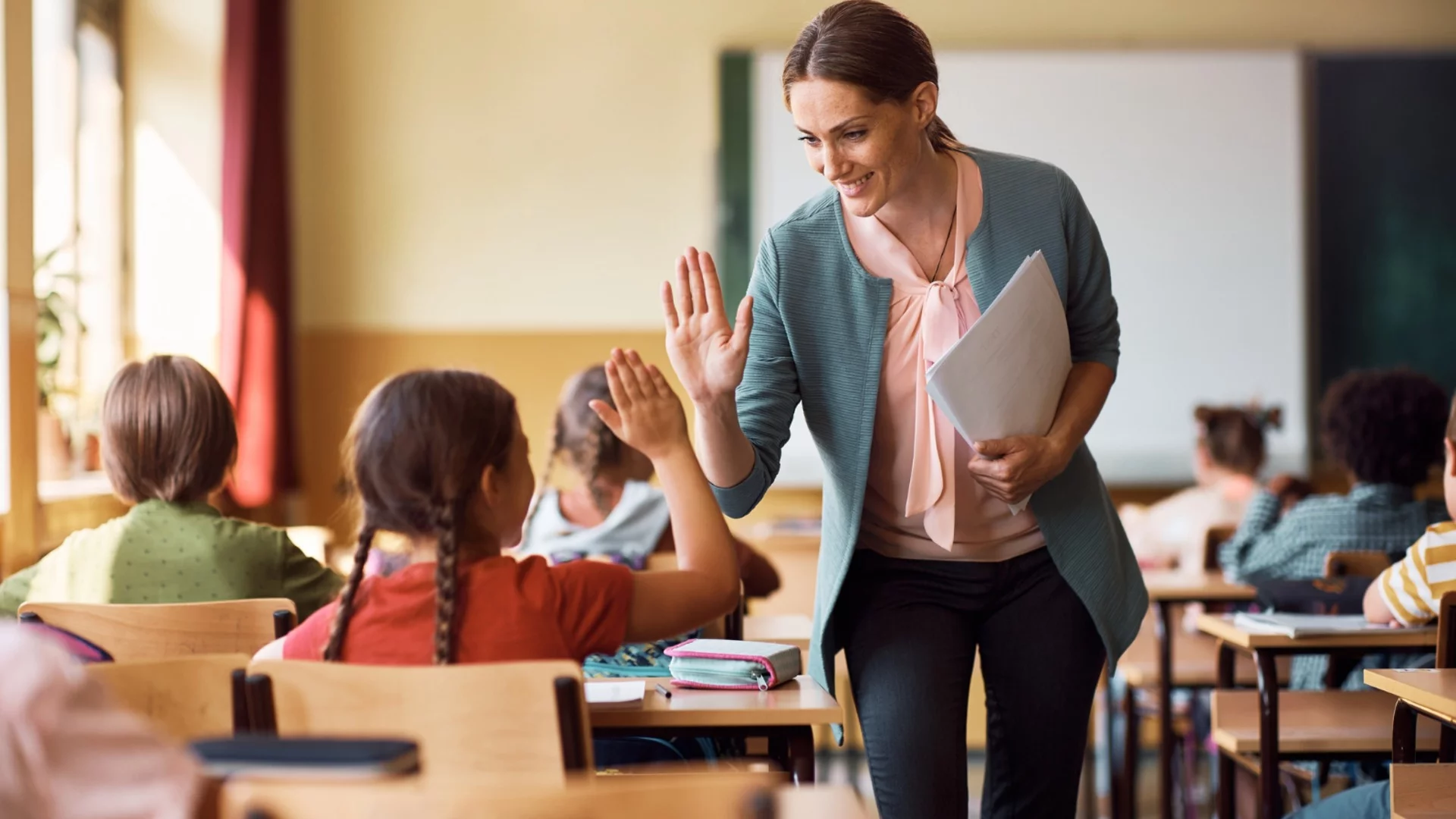 Кипър остава без учители