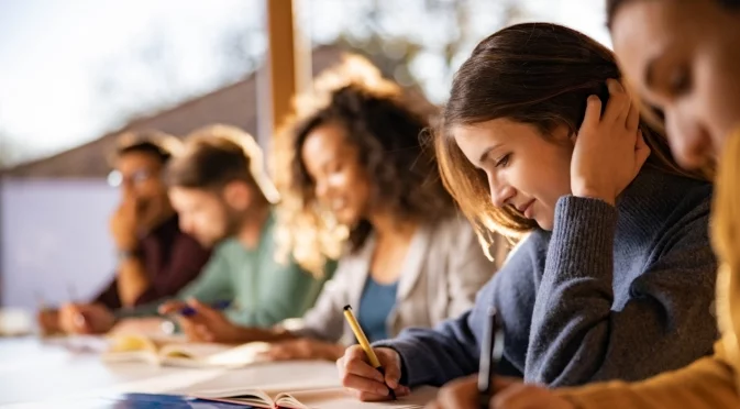 Сексуалното образование взриви Италия: Джендър идеологията на прицел