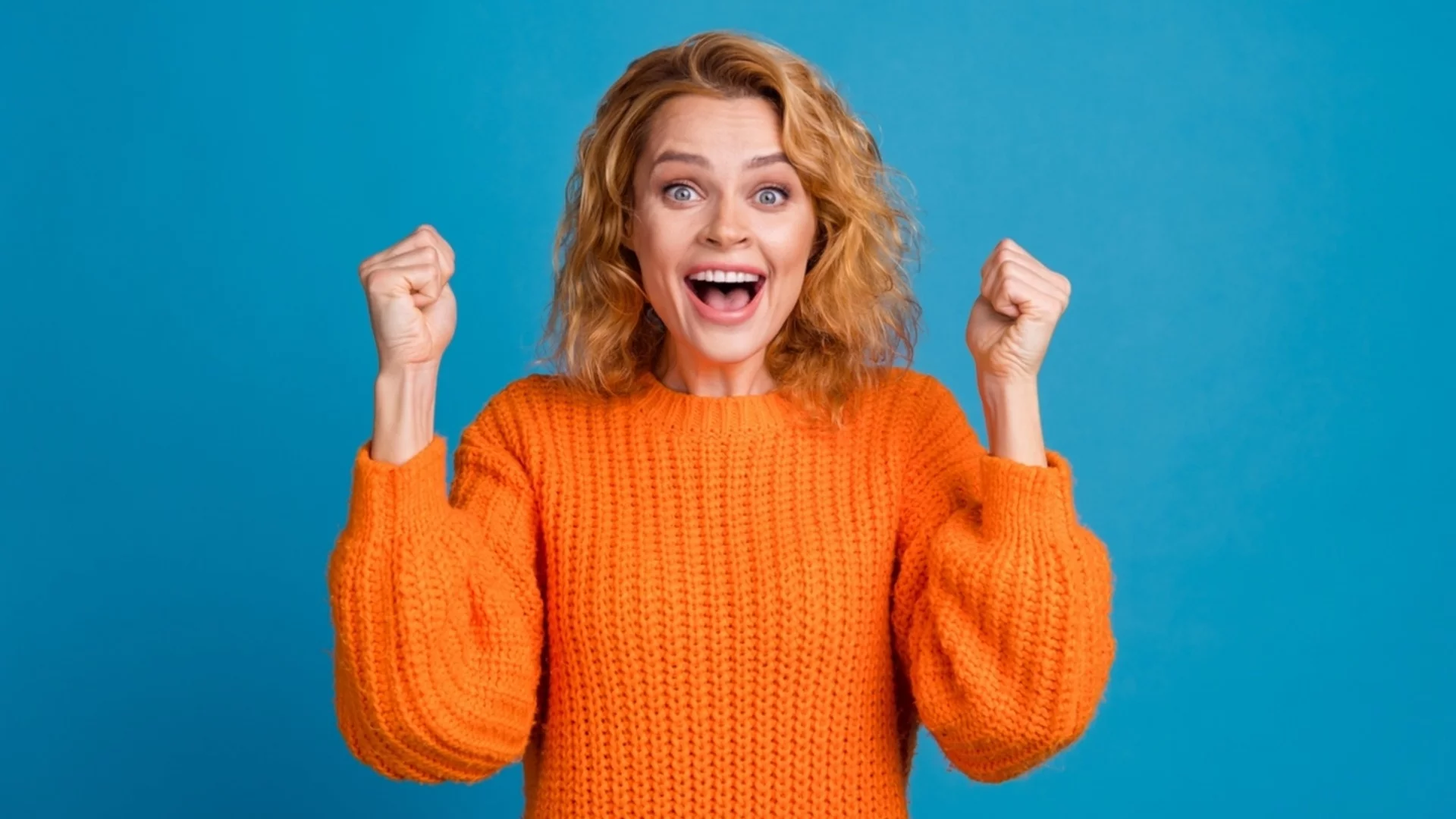 Тези 6 зодии ще са щастливи през декември 2025