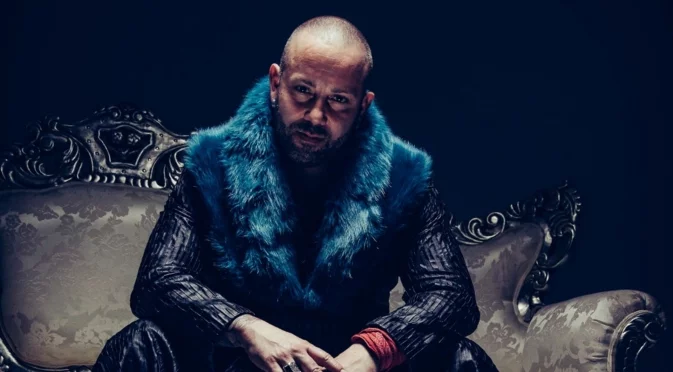 Пламен Бонев - De La Bona отваря врати към "Свят различен" (ВИДЕО)