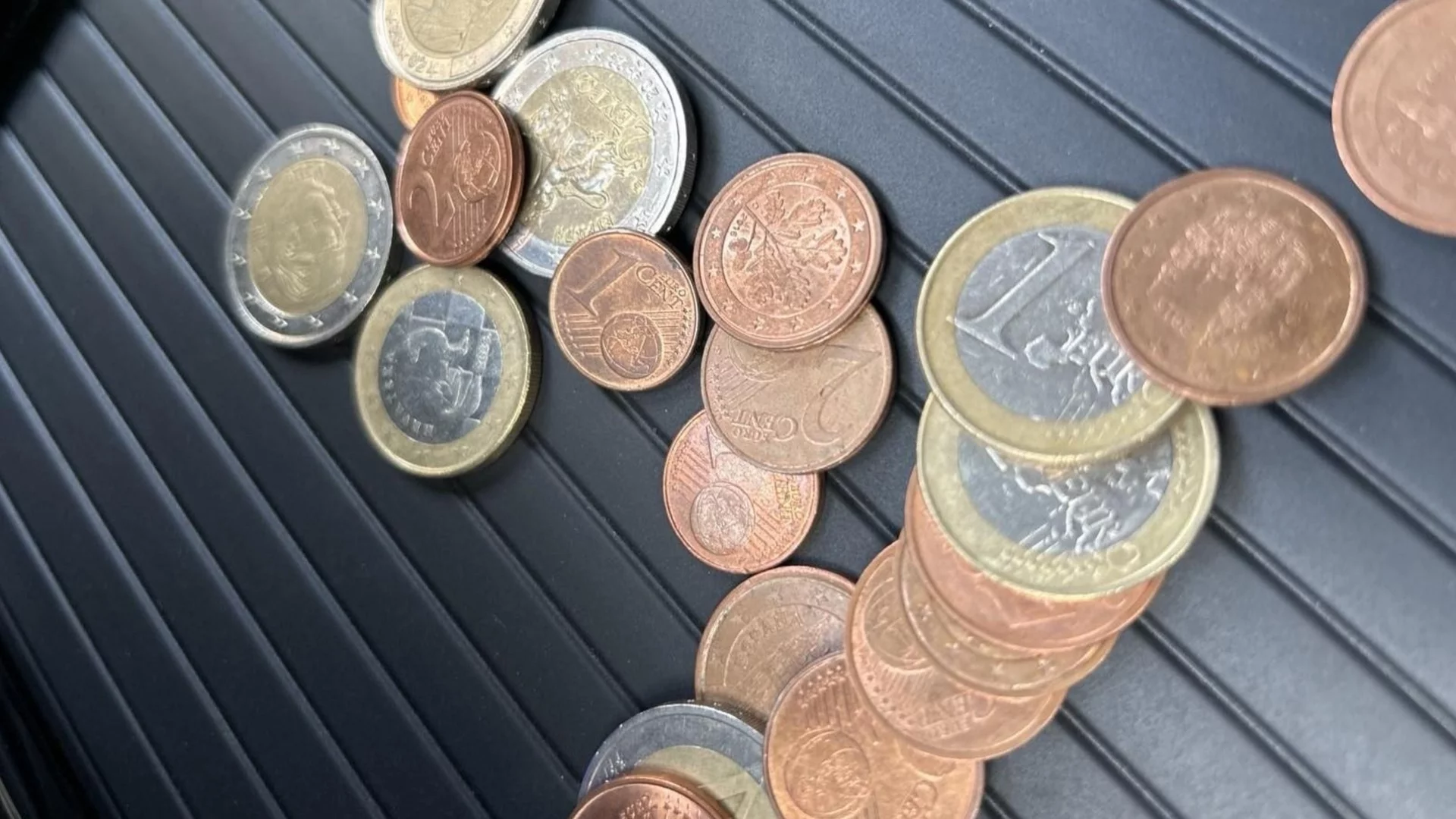 Липса на стартови евромонети: Омбудсманът със сигнал до БНБ