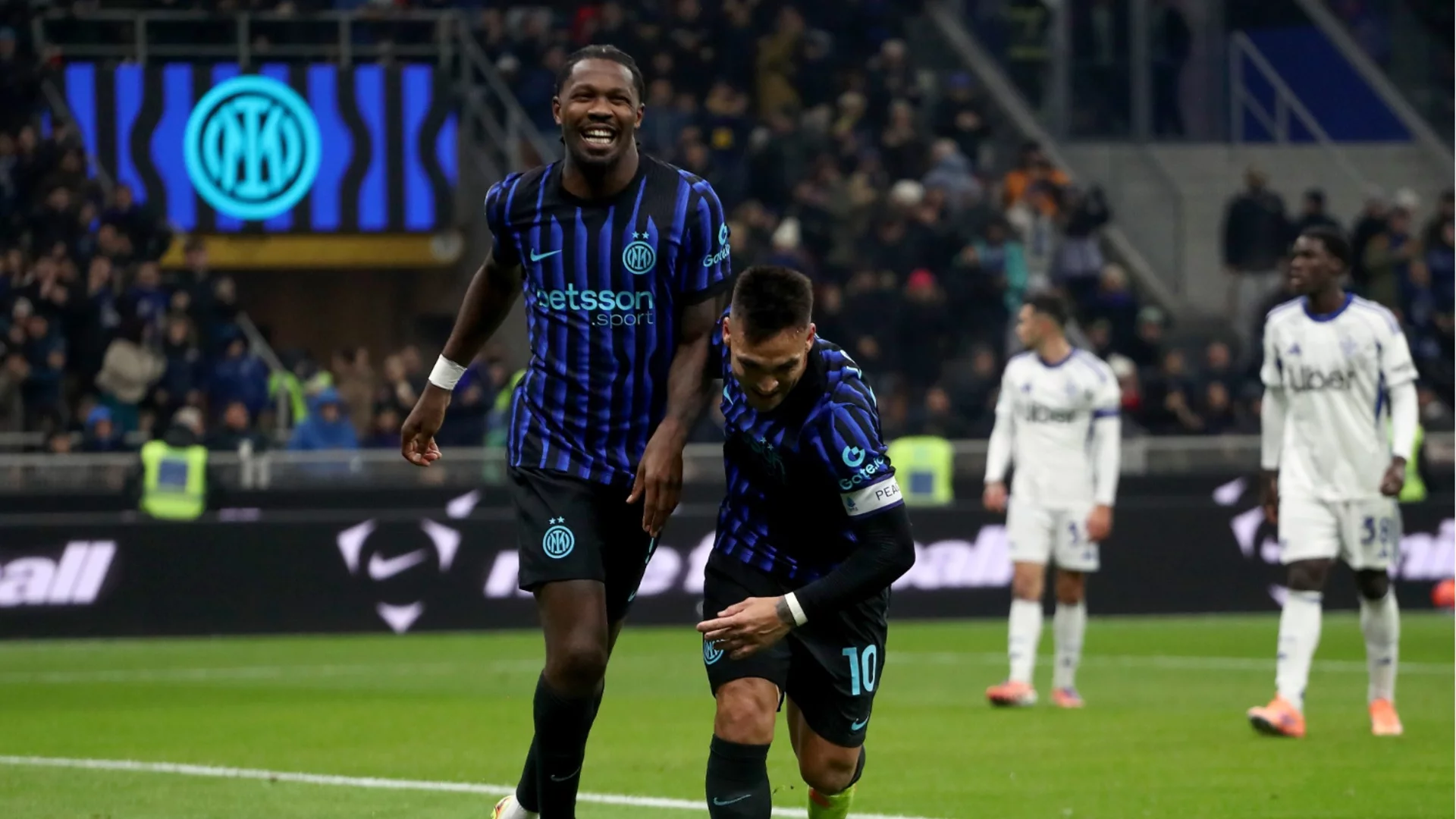 Интер прекърши един от най-симпатичните отбори в Серия А, за да спре впечатляващата му 3-месечна серия